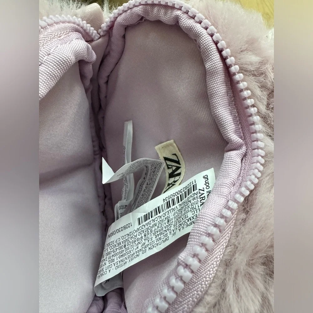 NWOT Zara furry should bag for girls